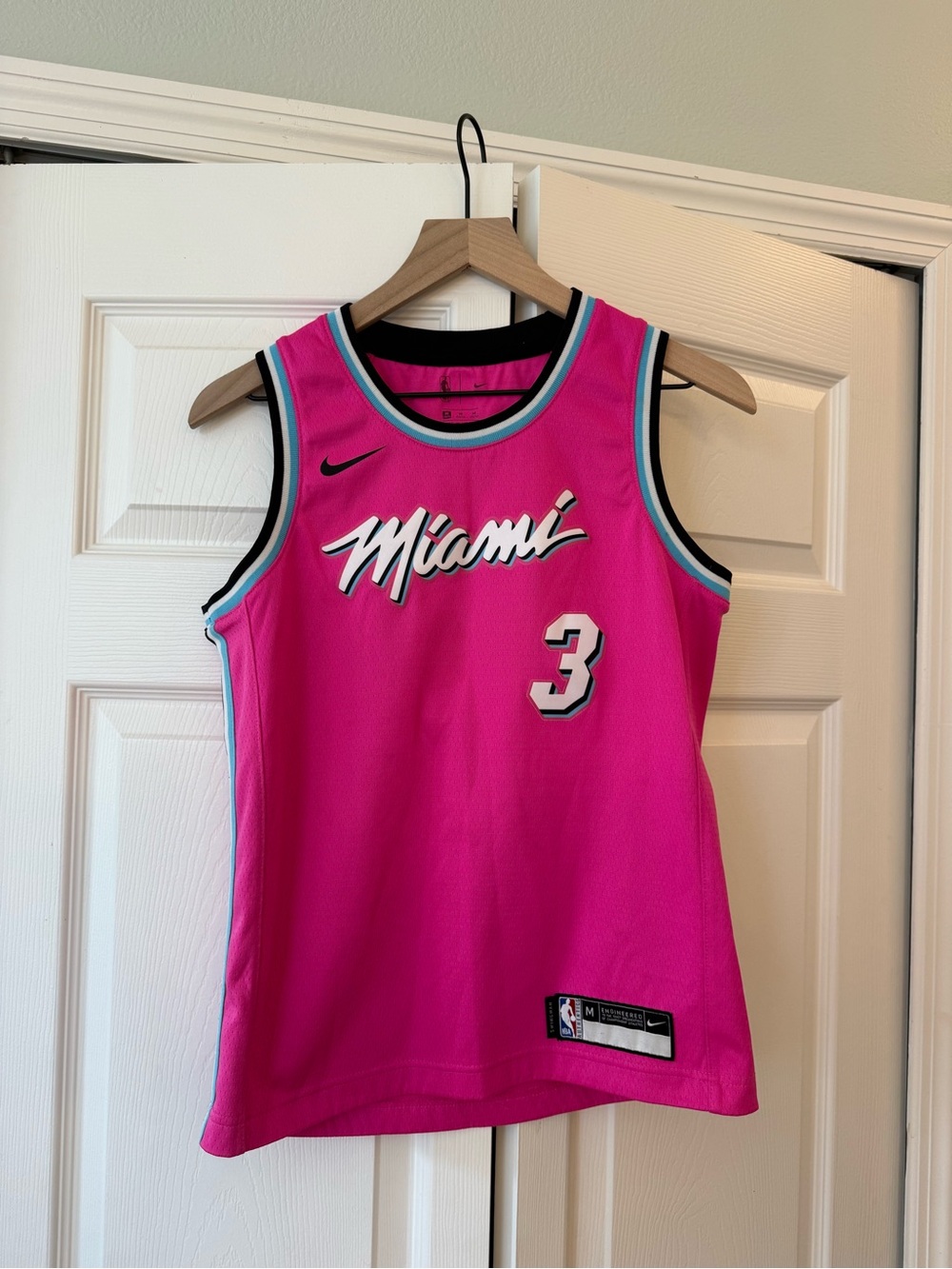 Nike Miami Heat Dwyane Wade #3 Pink Vice Swingman Jersey Women’s M